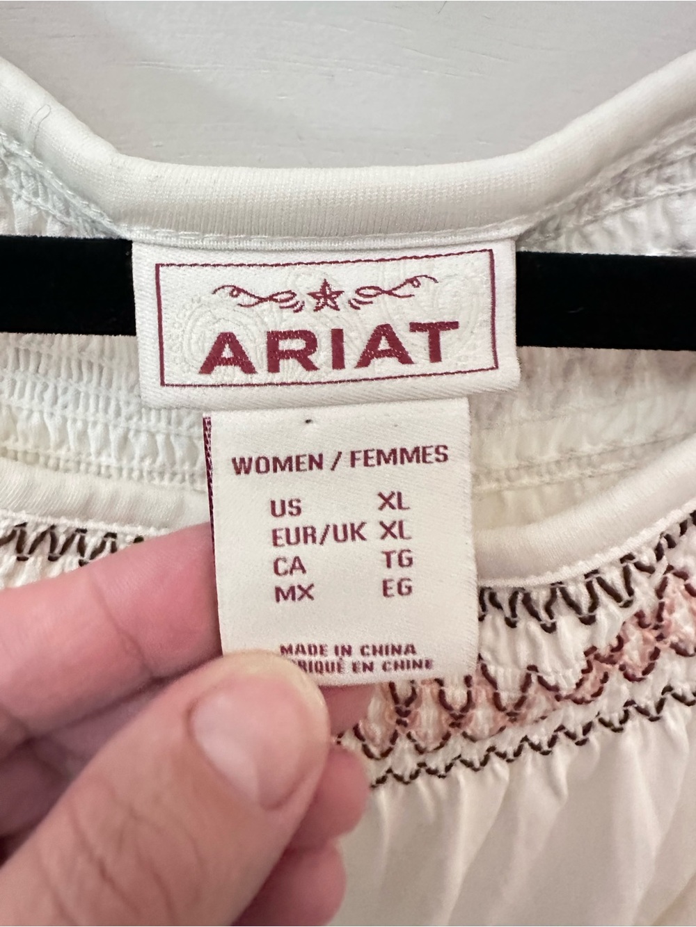 Ariat XL Prairie embroidered stitching on cuff-neck stretch smocked cream tunic - Picture 6 of 14